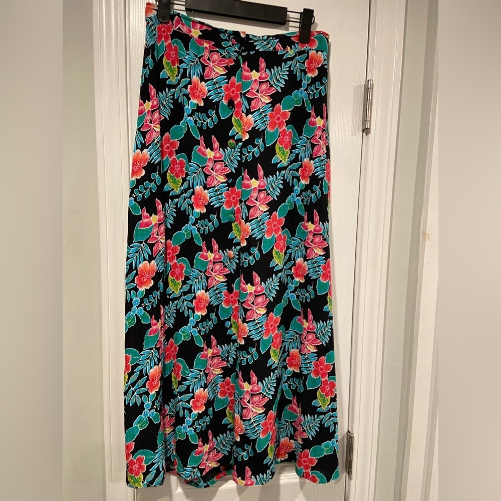 Sag Harbor Size S Black Floral Button Front Elastic Waist Flowy Maxi Skirt